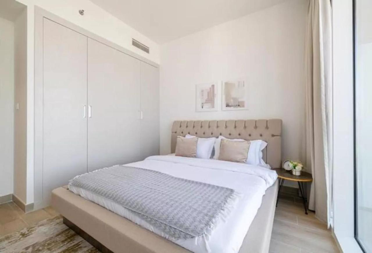 Oyo 849 116 Alcove Residence, Jvc - 1br Gasthuis Dubai